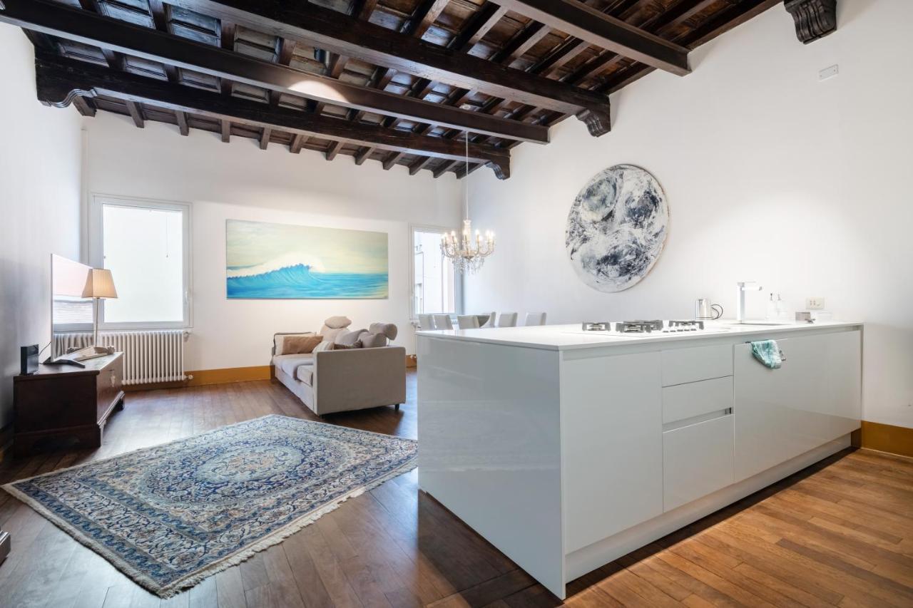 רימיני Exclusive Elegant Apartment In Pieno Centro! X4 מראה חיצוני תמונה
